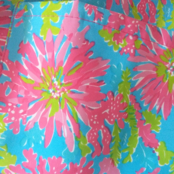 ❗SOLD❗Lilly Pulitzer Insulated Beverage Bucket - Picture 3 of 7